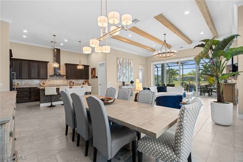 3671 Sapphire Cove Cir, Naples, FL, 34114-2925 | Card Image