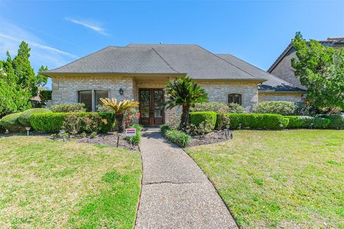 1715 Woodland Park Dr, Houston, TX, 77077-5130 | Card Image