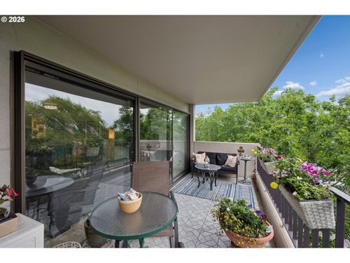 623-2221 Sw 1st Ave, Portland, OR, 97201-5061 | Card Image