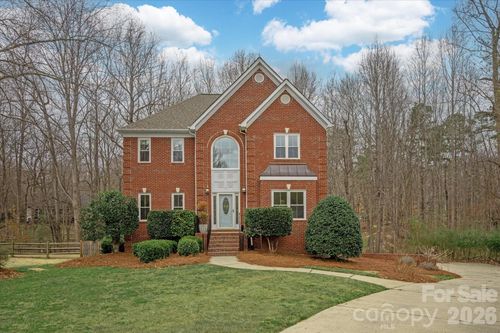 655 Powder Horn Ln, Indian Trail, NC, 28079-4290 | Card Image