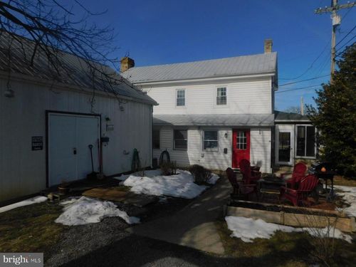 105 E Main St, WARDENSVILLE, WV, 26851-8561 | Card Image