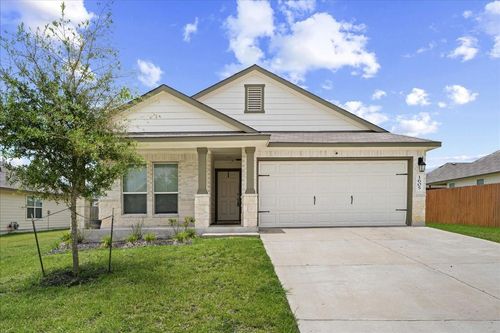 1605 Navarro Dr, Brenham, TX, 77833-2233 | Card Image