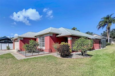 1732 Clubhouse Cv, House other with 4 bedrooms, 2 bathrooms and null parking in HAINES CITY FL | Image 3