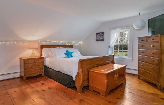 third of 4 upstairs bedrooms | Image 28