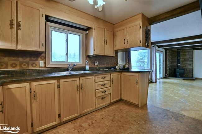 76 32nd St S, House other with 2 bedrooms, 1 bathrooms and 3 parking in Wasaga Beach ON | Image 28