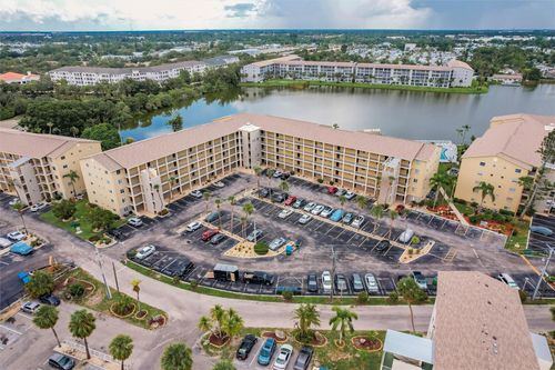 j-410-3635 Lake Bayshore Dr, BRADENTON, FL, 34205-5135 | Card Image