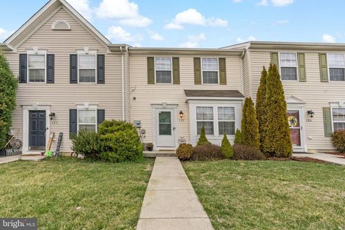 123 Checko Ct, MARTINSBURG, WV, 25401-1816 | Card Image