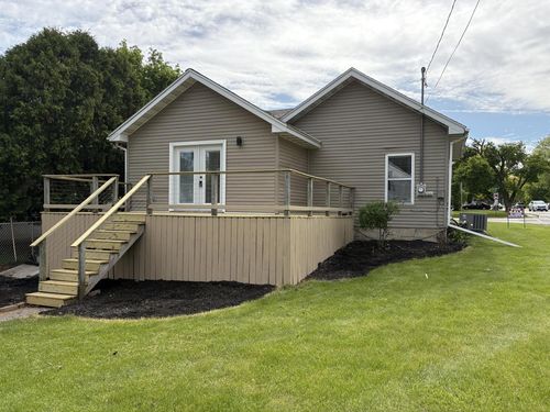 1237 Center Street, Lake Geneva, WI, 53147 | Card Image