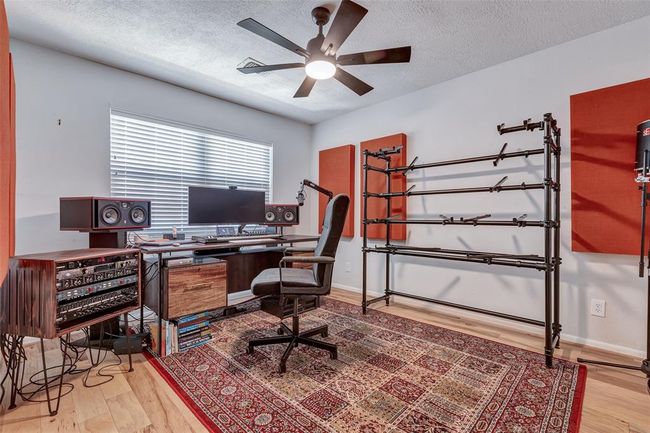 5th bedroom used as a studio | Image 36