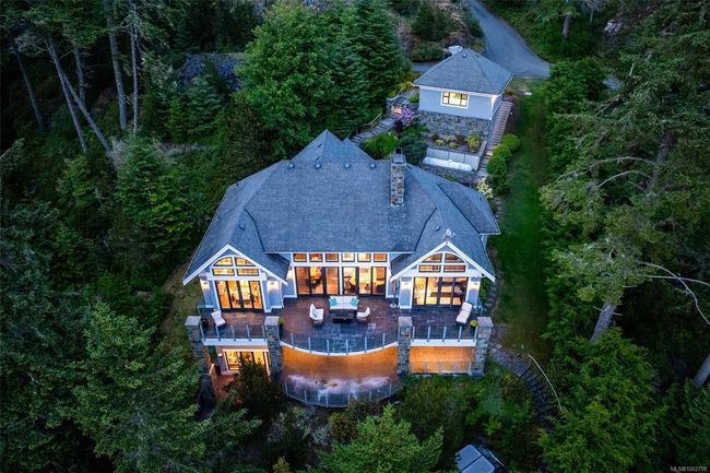1050 Roxview Crt, House other with 4 bedrooms, 6 bathrooms and 3 parking in Sooke BC | Image 9
