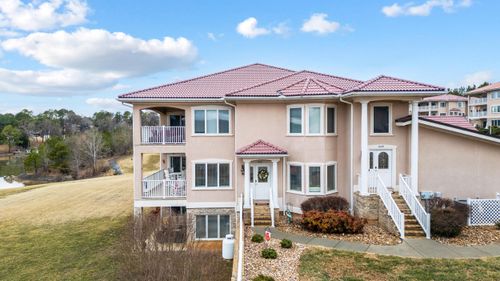 1052 La Casa Ct, Moneta, VA, 24121-6286 | Card Image