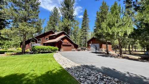 10400 Estates Drive, Truckee, CA, 96161 | Card Image