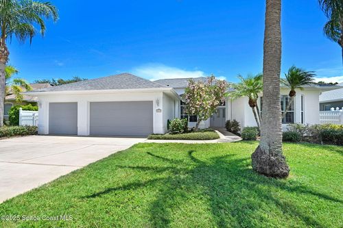 2533 Canary Isles Dr, Melbourne, FL, 32901-6820 | Card Image