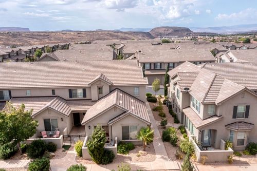 1919 E Fiesta Ln, Washington, UT, 84780-3072 | Card Image