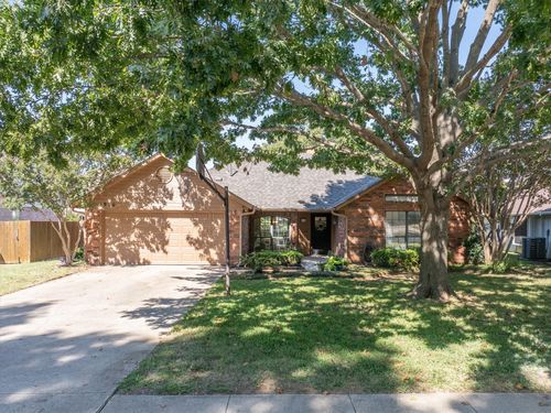 4936 Wolf Creek Trl, Flower Mound, TX, 75028-1954 | Card Image