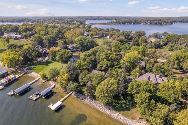 3105 N Shore Drive, Home with 0 bedrooms, 0 bathrooms and null parking in Orono MN | Image 16