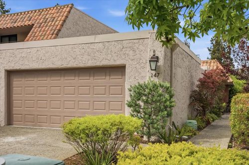 247 Casitas Bulevar, Los Gatos, CA, 95032 | Card Image