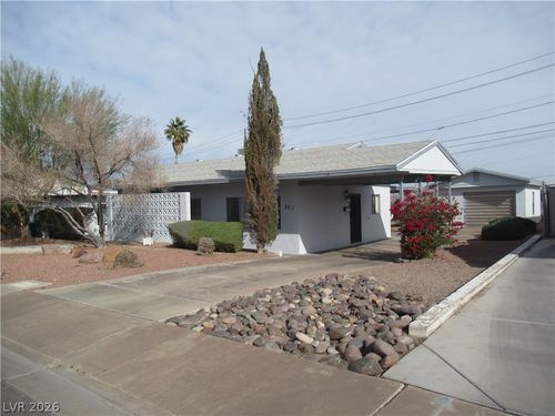 107 E Pacific Ave, Henderson, NV, 89015-7215 | Card Image