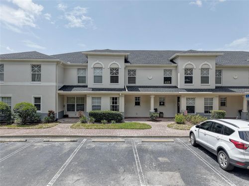 9516 Charlesberg Dr, TAMPA, FL, 33635-1636 | Card Image