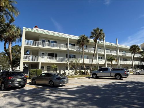 apt-41-2071 Australia Way W, CLEARWATER, FL, 33763-3621 | Card Image