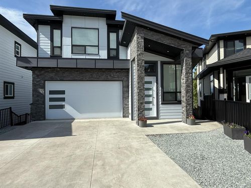15051 63a Ave, Surrey, BC, V3S3H8 | Card Image