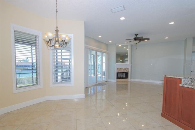 946 Allegro Ln, House other with 4 bedrooms, 3 bathrooms and null parking in APOLLO BEACH FL | Image 21