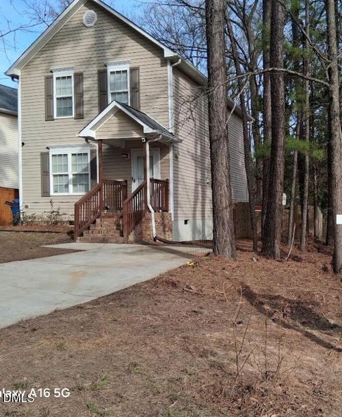 702 Brye St, Durham, NC, 27703-2112 | Card Image