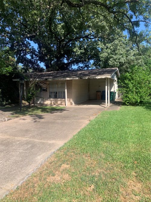 7604 Mullen Dr, Austin, TX, 78757-1238 | Card Image
