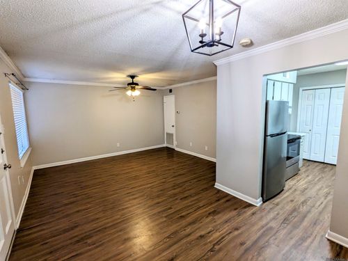 71-1701 Lobdell Ave, Baton Rouge, LA, 70806-8260 | Card Image