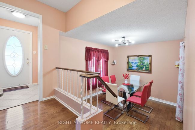 6104 Vineyard Dr, House other with 4 bedrooms, 3 bathrooms and 3 parking in Orléans ON | Image 11