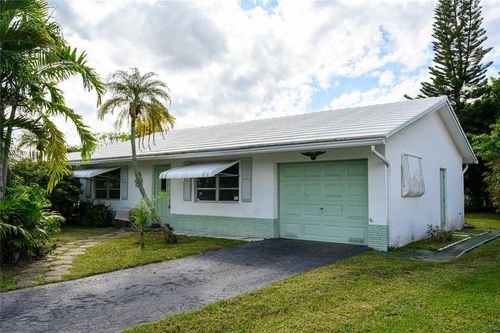 7005 Nw 94th Ter, Tamarac, FL, 33321-3040 | Card Image