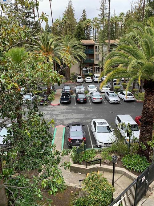 apt-206-185 Sierra Dr, Walnut Creek, CA, 94596-4927 | Card Image