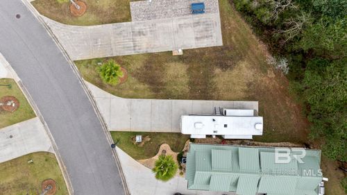 11877 Gateway Dr, Elberta, AL, 36530-4409 | Card Image