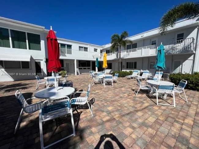APT-17 - 4228 N Ocean Dr, Condo with 0 bedrooms, 1 bathrooms and null parking in Lauderdale By The Sea FL | Image 30