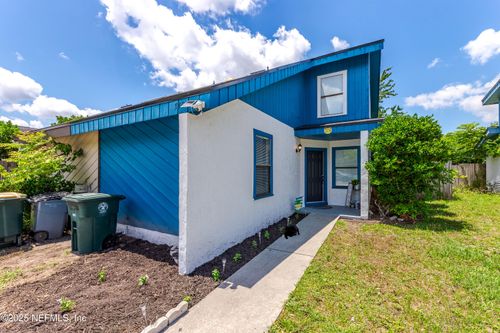 740 Trekker St, Jacksonville, FL, 32216-1574 | Card Image