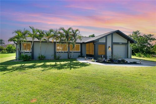 3260 Pinetree St, PORT CHARLOTTE, FL, 33952-7919 | Card Image