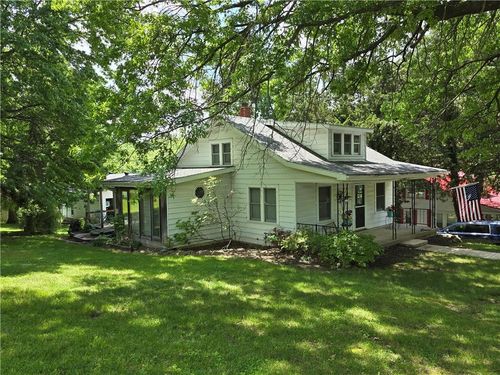 11813 & 11815 E Scarritt Avenue, Sugar Creek, MO, 64054 | Card Image