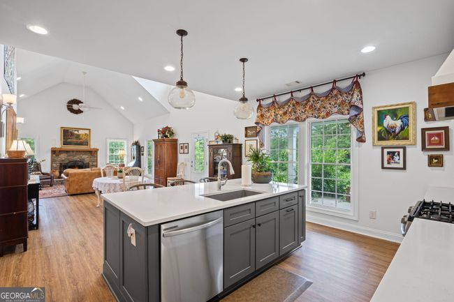 1953 Bishop Rd, Home with 3 bedrooms, 3 bathrooms and 2 parking in Luthersville GA | Image 17