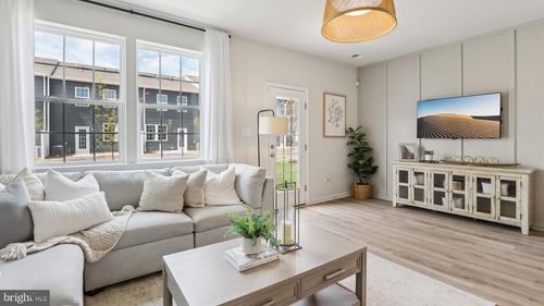 142 Corolla Dr, Egg Harbor Township, NJ, 08234-3907 | Card Image