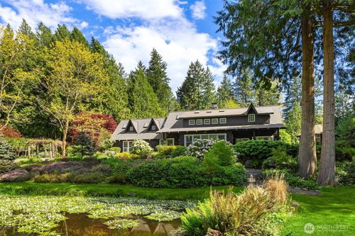 9631 Summer Hill Ln Ne, Bainbridge Island, WA, 98110-3505 | Card Image