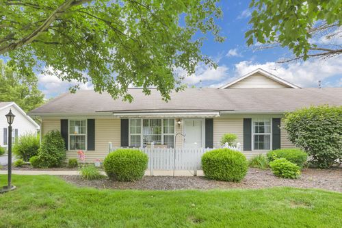 1330 Hillview Cir E, Newark, OH, 43055-7142 | Card Image