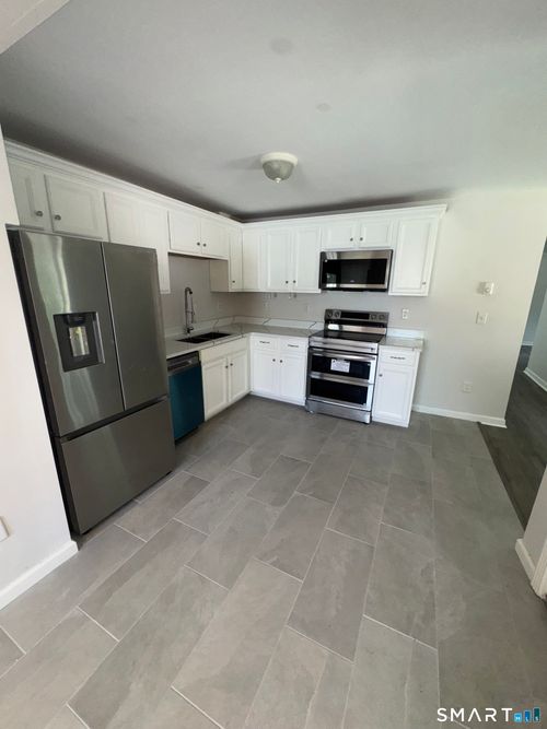 8-34 Pleasant St, Plainfield, CT, 06374-1057 | Card Image