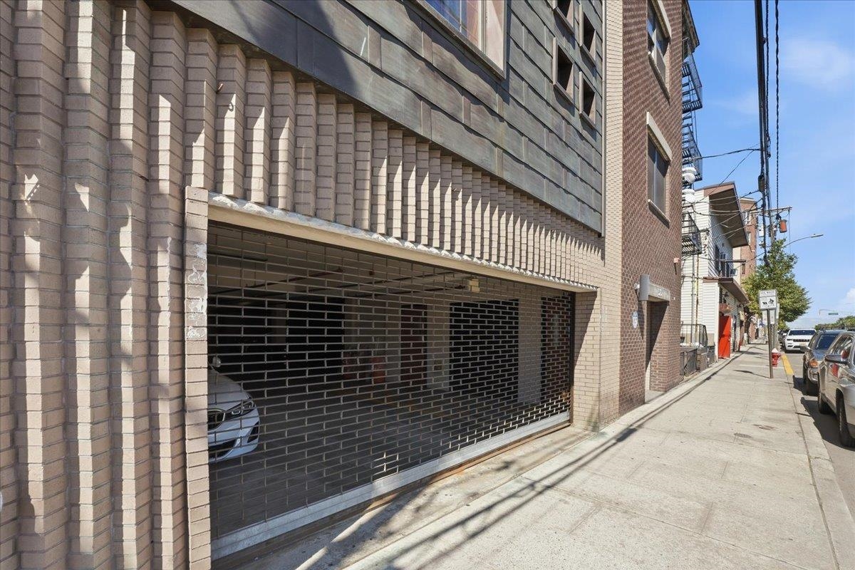 Residential Lease in Union City 2