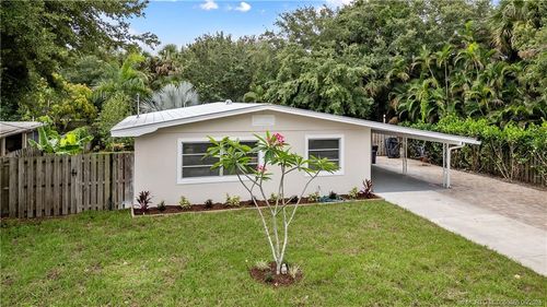709 Bryant Ave, Stuart, FL, 34994-2810 | Card Image