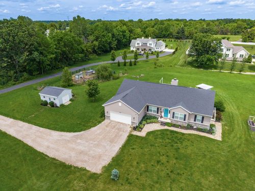 1820 Bean Oller Rd, Delaware, OH, 43015-7845 | Card Image