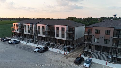 32-940 St David Street N, Centre Wellington, ON, N1M0L7 | Card Image