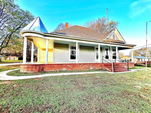 208 Daingerfield St, Naples, TX, 75568-5830 | Card Image