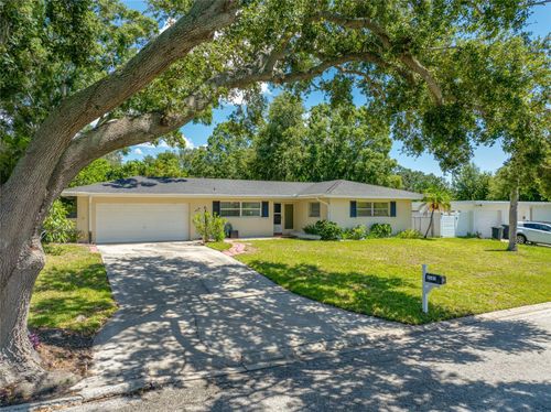 2141 Indian Ave S, BELLEAIR BLUFFS, FL, 33770-2009 | Card Image