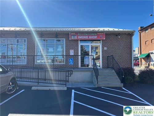 209 W Union St, Allentown, PA, 18102-4914 | Card Image