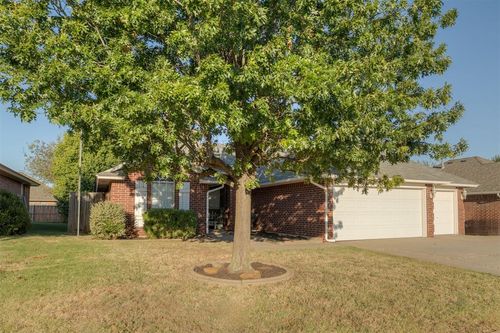 308 Eastview Drive, Yukon, OK, 73099 | Card Image